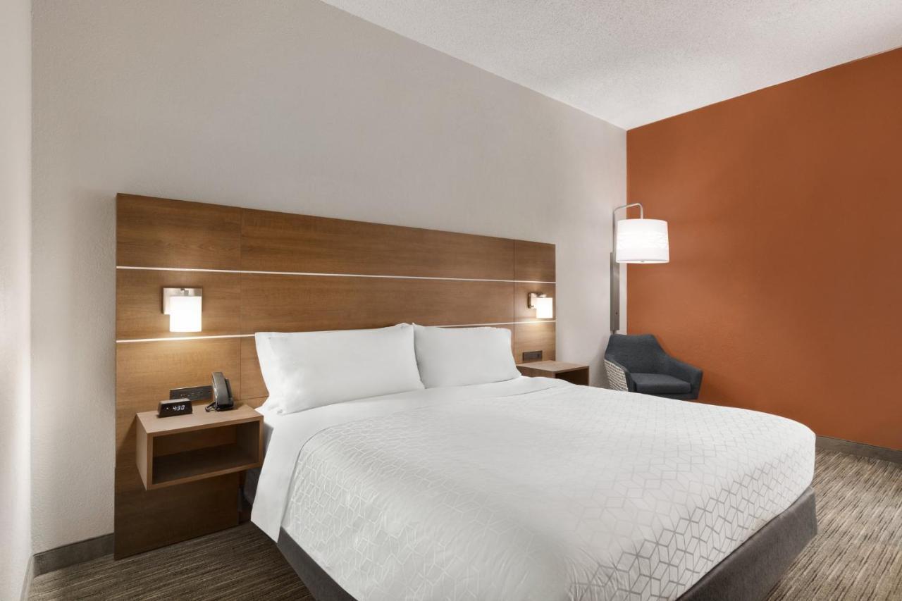 Holiday Inn Express Vero Beach-West I-95 By Ihg Esterno foto