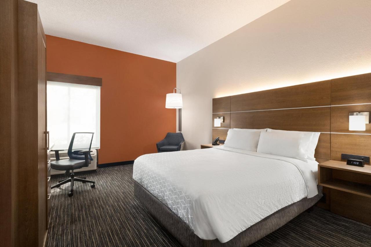 Holiday Inn Express Vero Beach-West I-95 By Ihg Esterno foto